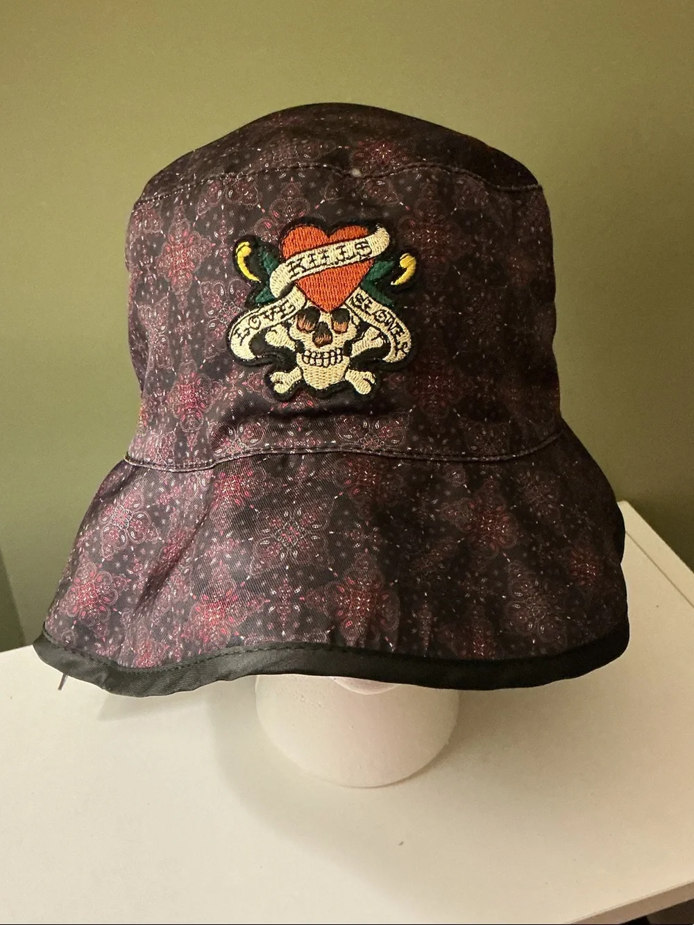 Ed Hardy NWT Black Burgundy Red Bucket Hat with Skull Heart Patch 8” Opening